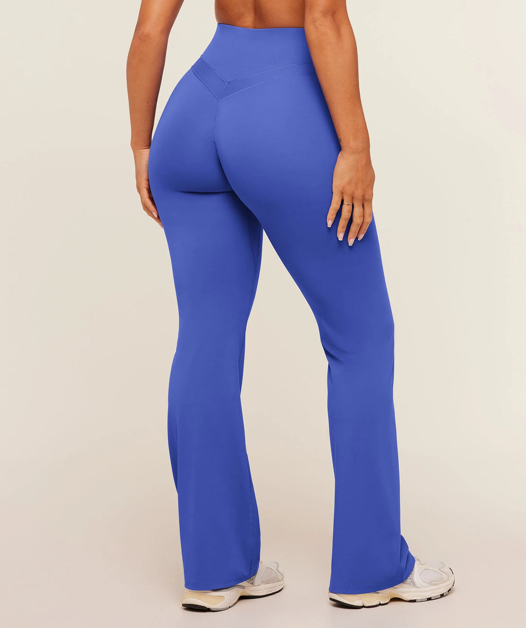 GYMSHARK Whitney Regular Flared Legging